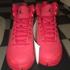 Gym red retro 12s